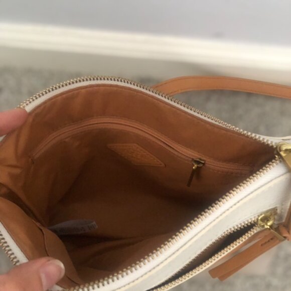Fossil Fiona Crossbody Bag | Small Leather, Eco-Friendly, Adjustable Str… - Picture 7 of 11